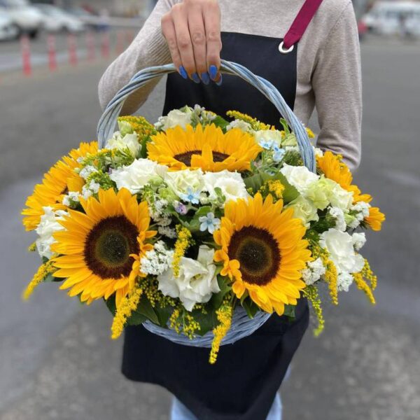 Корзина «Sunflower» купить с доставкой в Мытищах