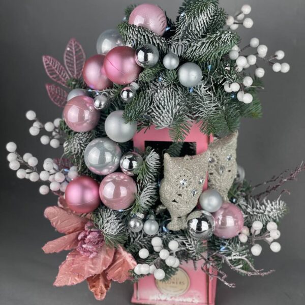 Композиция «Pink Christmas» купить с доставкой в Мытищах