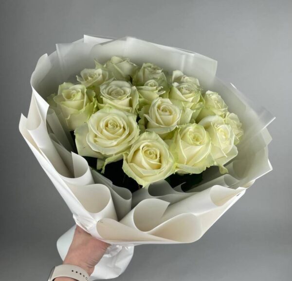 Букет «Fleurs blanches» купить с доставкой в Мытищах