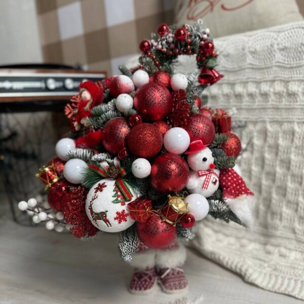 Ёлочка «Christmas tree in red» купить с доставкой в Мытищах